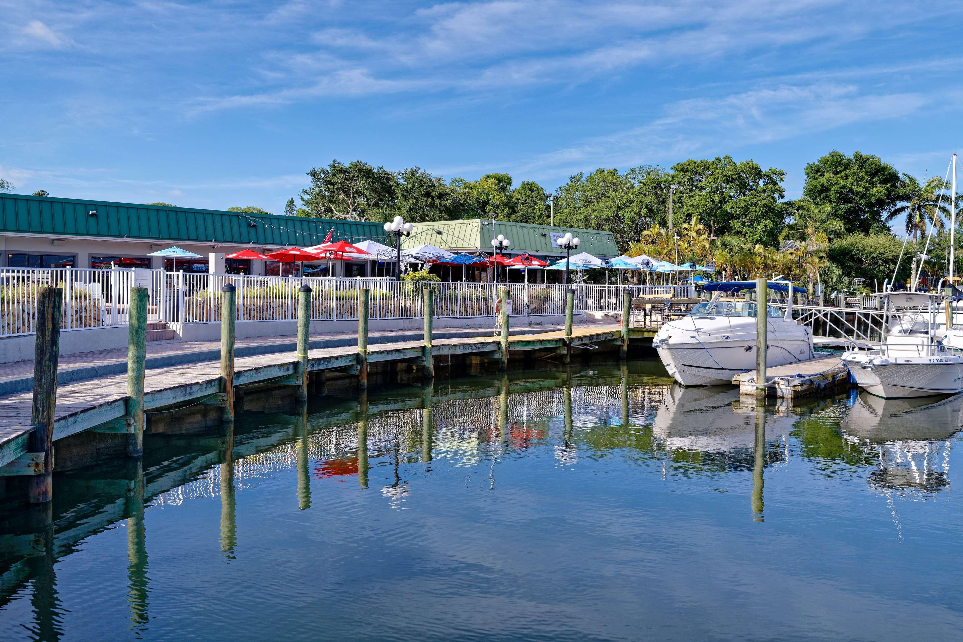 Ramada By Wyndham Sarasota Waterfront Hotel South Bradenton Exterior photo